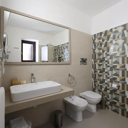 Cute - Hvc Hotel