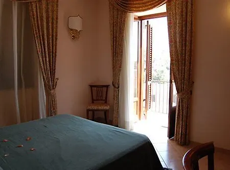 Cute - Hvc Hotel