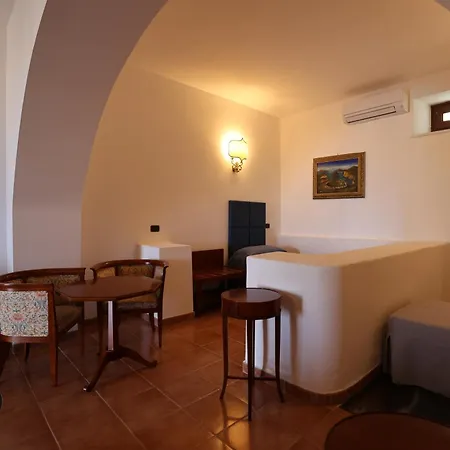 Cute - Hvc Otel Lipari (Isola Lipari)