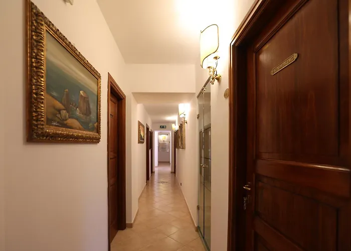 Cute - Hvc Lipari (Isola Lipari)